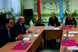 В столичной гимназии № 43 обсудили концепцию госпрограммы патриотического воспитания населения