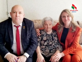 Поздравили Героев Победы